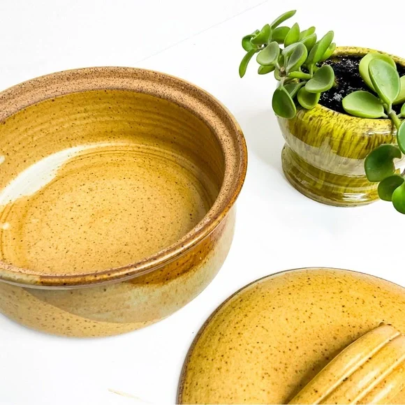 Artisan Stoneware Pottery Covered Dish Lid – Handmade Ceramic Casserole - Picture 7 of 10